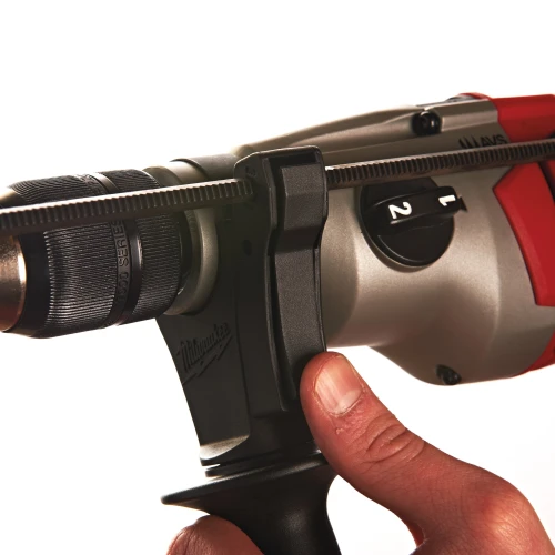 Дрель сетевая ударная Milwaukee PD2E 22 R 56 Нм (4933419570)