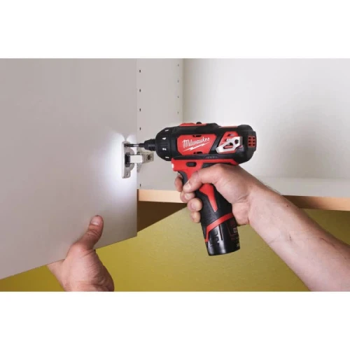 Акумуляторний шурупокрут Milwaukee M12 BD (30 Нм) (4933441910)