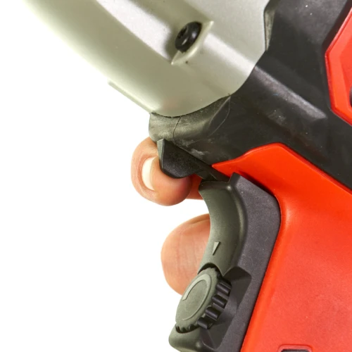 Гайкокрут Milwaukee IPWE 400R (4933451524)