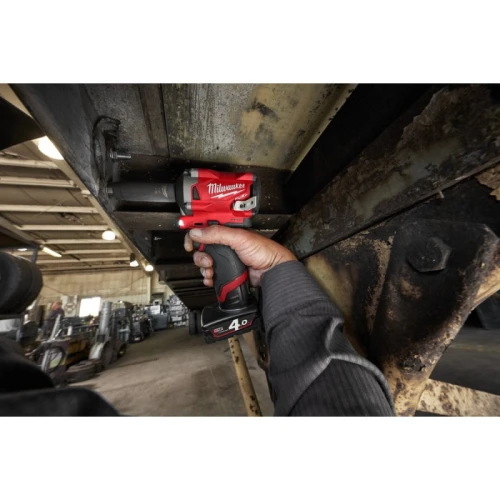 Гайкокрут Milwaukee M12 FIWF12-422X (4933464616)