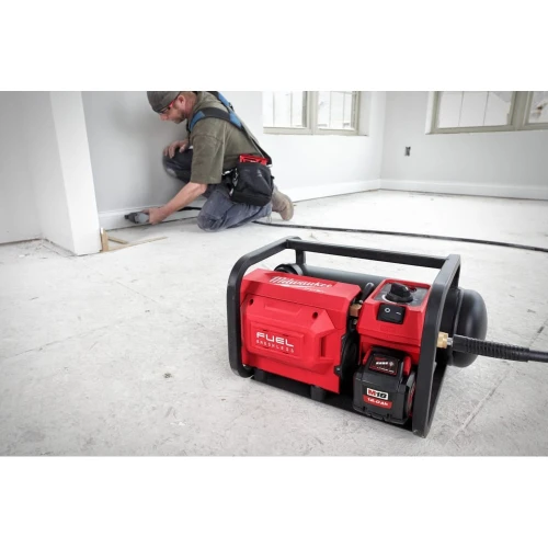 Компрессор аккумуляторный бесщеточный Milwaukee M18 FAC-0 (без АКБ и ЗУ) (4933472166)