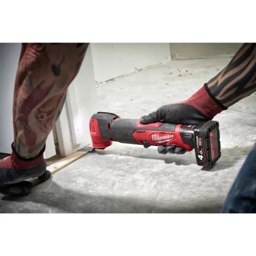 Багатофункціональний акумуляторний інструмент Milwaukee M12 FMT-422X (4933472239)