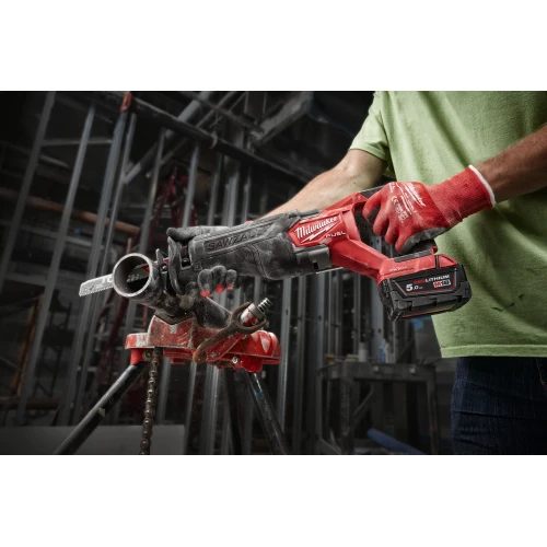 Сабельная пила Milwaukee M18 ONEFSZ-502X (АКБ и ЗУ) (4933478294)