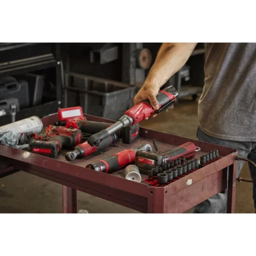 Тріскачка акумуляторна безщіткова подовжена Milwaukee M12 2FHIR38LR-0 (3/8" - 47 Нм) (4933480791)