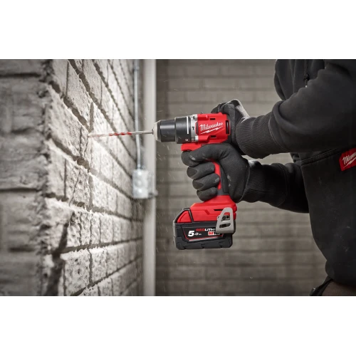 Дриль-шурупокрут акумуляторний Milwaukee M18 BLDDRC-202С 60.5 Нм (АКБ і ЗП) (4933492833)