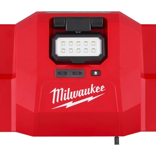 Зарядное устройство с фонариком на 6 аккумуляторов Milwaukee M12-18 GBC4 4хМ18/2хМ12 (4933493863)