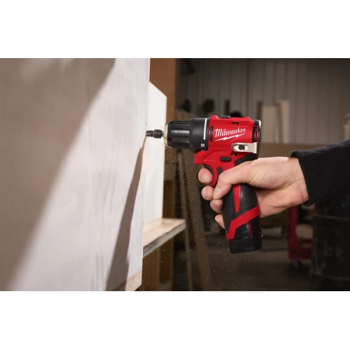 Дриль-шурупокрут акумуляторний Milwaukee M12 BLDDRC- 201BRF 40 Нм (АКБ і ЗП) (4933500773)