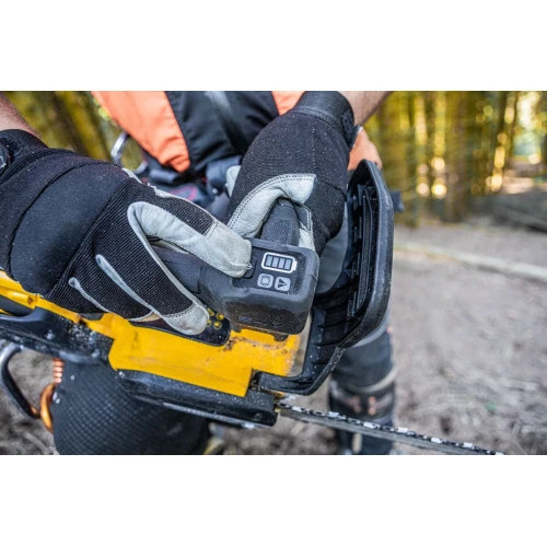 Акумуляторна безщіткова ланцюгова пила DeWALT DCMCST635X1 (DCMCST635X1)