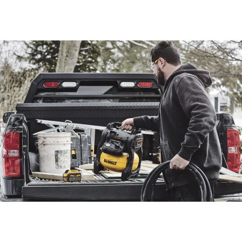 Компрессор воздушный аккумуляторный DeWALT DCC1018N (DCC1018N)