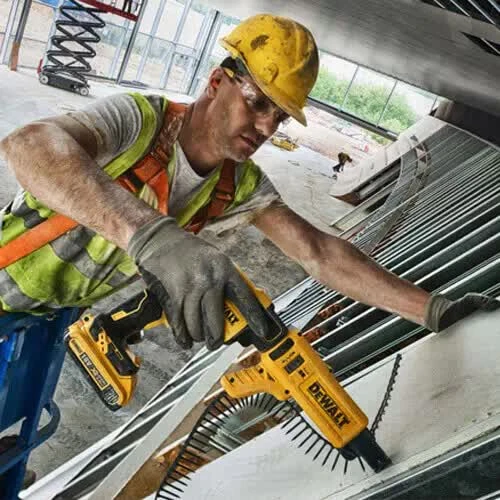 Шурупокрут акумуляторний безщітковий DeWALT DCF620P2K (DCF620P2K)