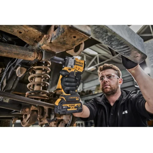 Гайковерт ударний акумуляторний безщітковий DeWALT DCF921NT (DCF921NT)