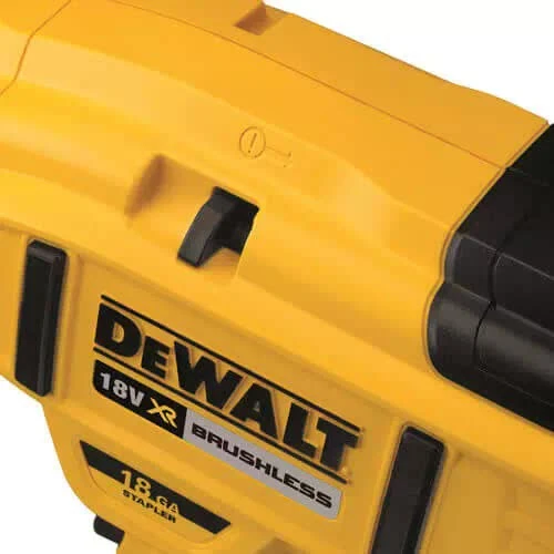 Степлер скобозабивной аккумуляторный бесщёточный DeWALT DCN681N (DCN681N)