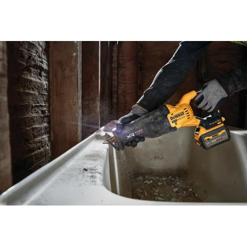 Пила шабельна акумуляторна DeWALT DCS386T1 (DCS386T1)