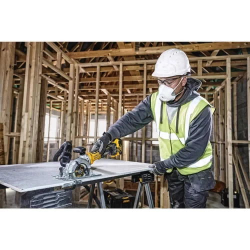 Пила дискова акумуляторна DeWALT DCS571P2 (DCS571P2)