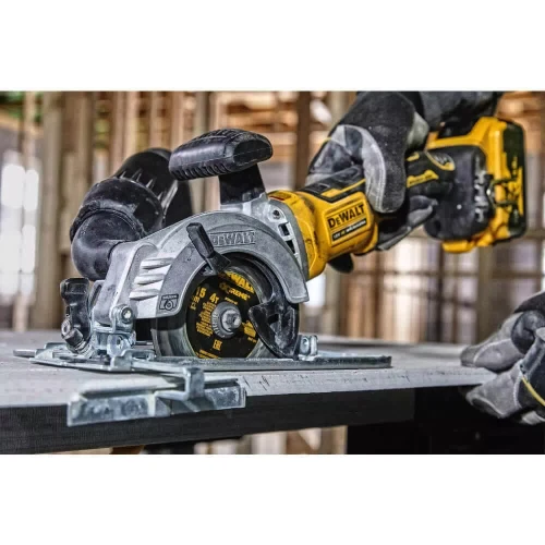 Пила дискова акумуляторна DeWALT DCS571P2 (DCS571P2)