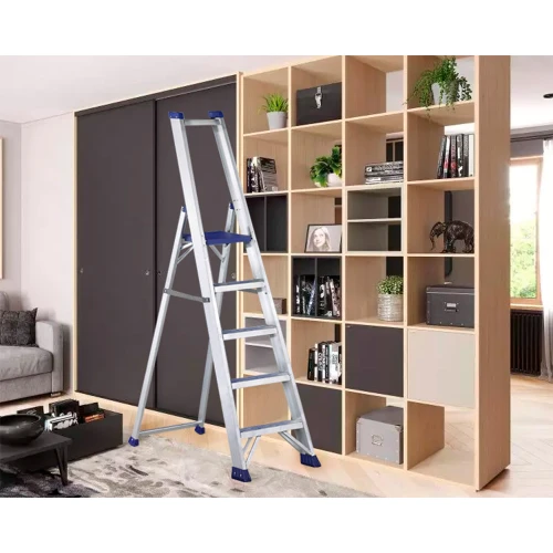 Стремянка односторонняя алюминиевая SVELT REGINA 6 ступенек (SREGI120)