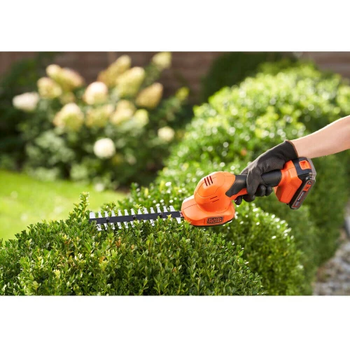Кусторез-ножницы аккумуляторные BLACK+DECKER BCSS18D1