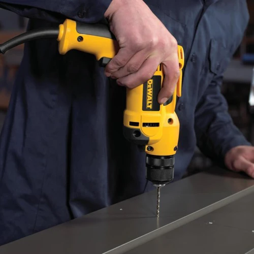 Дрель DeWALT DWD014S сетевая, 0.55 кВт (DWD014S)