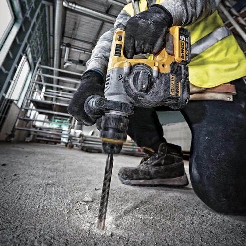 Перфоратор аккумуляторный бесщеточный SDS-Plus DeWALT DCH273NT