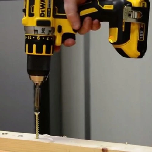 Акумуляторний шурупокрут DeWALT DCD790D2 безщітковий (DCD790D2)