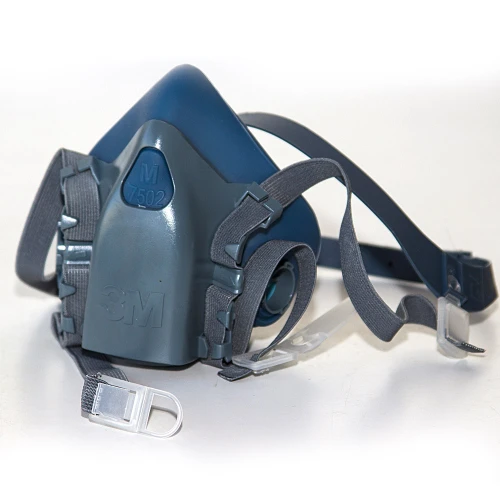 Защитная полумаска респиратор 3M 7502 без фильтра, средний размер