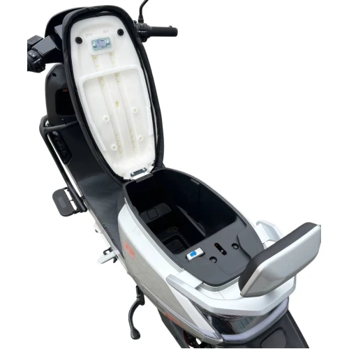 Электроскутер GTM N-MAX 2500 2500W 72V 20Ah