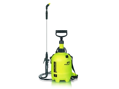 Купуємо обприскувач для дачі