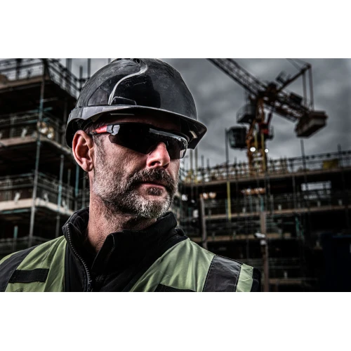 Очки защитные затемненные MILWAUKEE (4932471882)