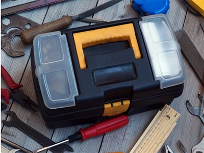 ТОП недорогих ящиків для інструментів: найкращі бюджетні варіанти