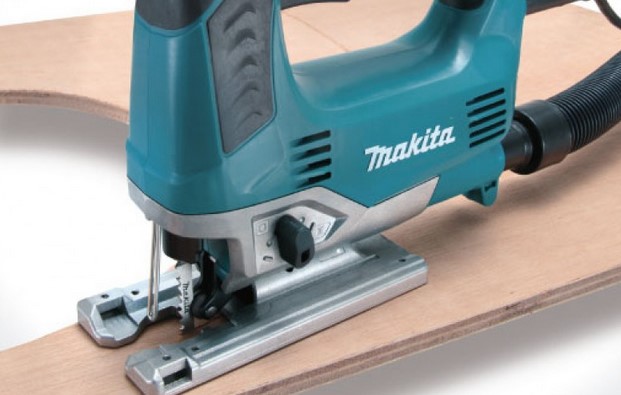 Сколько стоит электролобзик Makita JV0600K Купить электролобзик Makita JV0600K